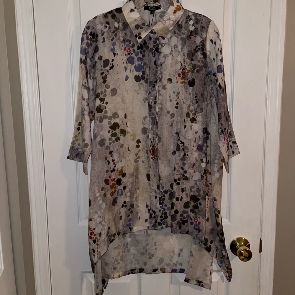 Collared tunic with paint splat like print